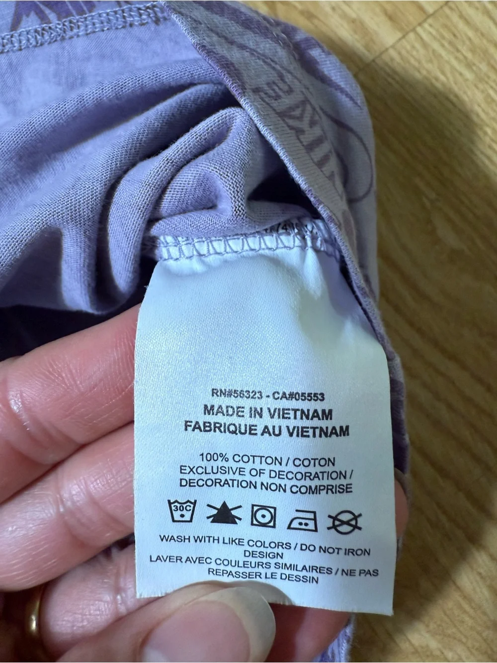 The Nike Tee Womens Medium Purple Loose Fit Short Sleeve  - Size S
